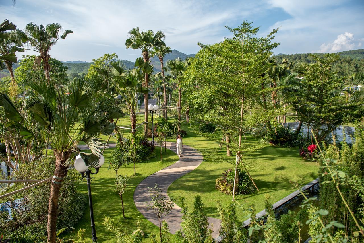 Forest In The Sky - Flamingo Dai Lai Resort Ngoc Quang Exterior foto